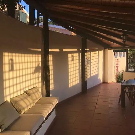 Casa Panoramica Vista Mare Ferienhaus Geremèas